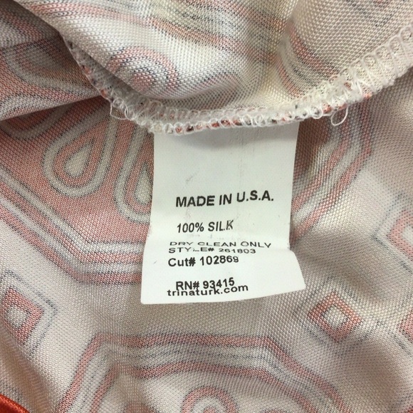 Trina Turk Coral and Cream Geometric Print Top, sz LG - Picture 12 of 12